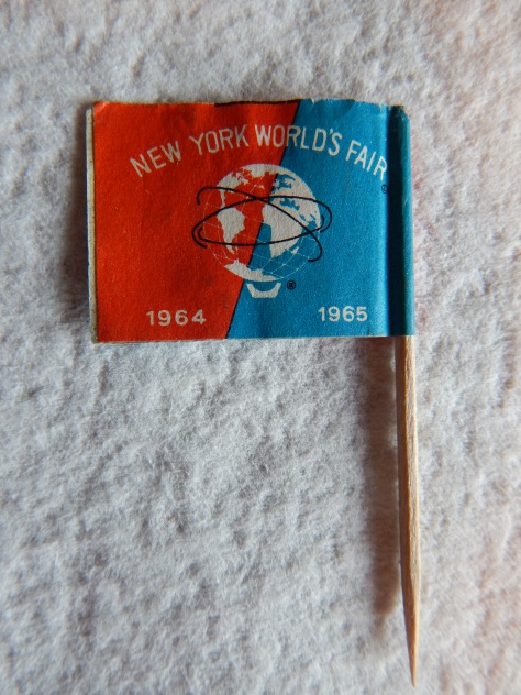 NY Worlds Fair mini flag